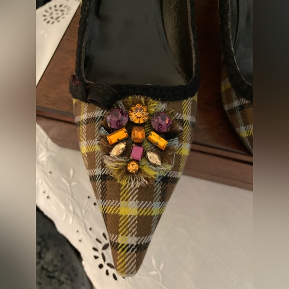 Prada Plaid Wool Embellished Pumps -Sz 8 - Picture 2 of 14